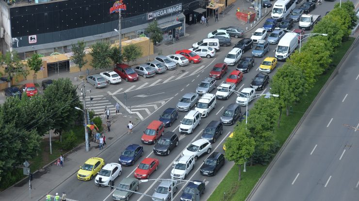 Află cum să scapi de nervi în trafic. Uite cum îți descarci adrenalina