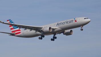 Concedieri în masă la American Airlines: 19.000 de angajați pleacă din octombrie