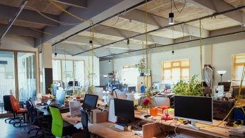 Fenomen nou pe piața de birouri. Pandemia forțează companiile să subînchiriază spațiile pentru a optimiza cheltuielile