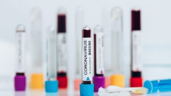 Informații false pe internet despre kitul COVID-19. Medicii ne avertizează în privința unei informări corecte