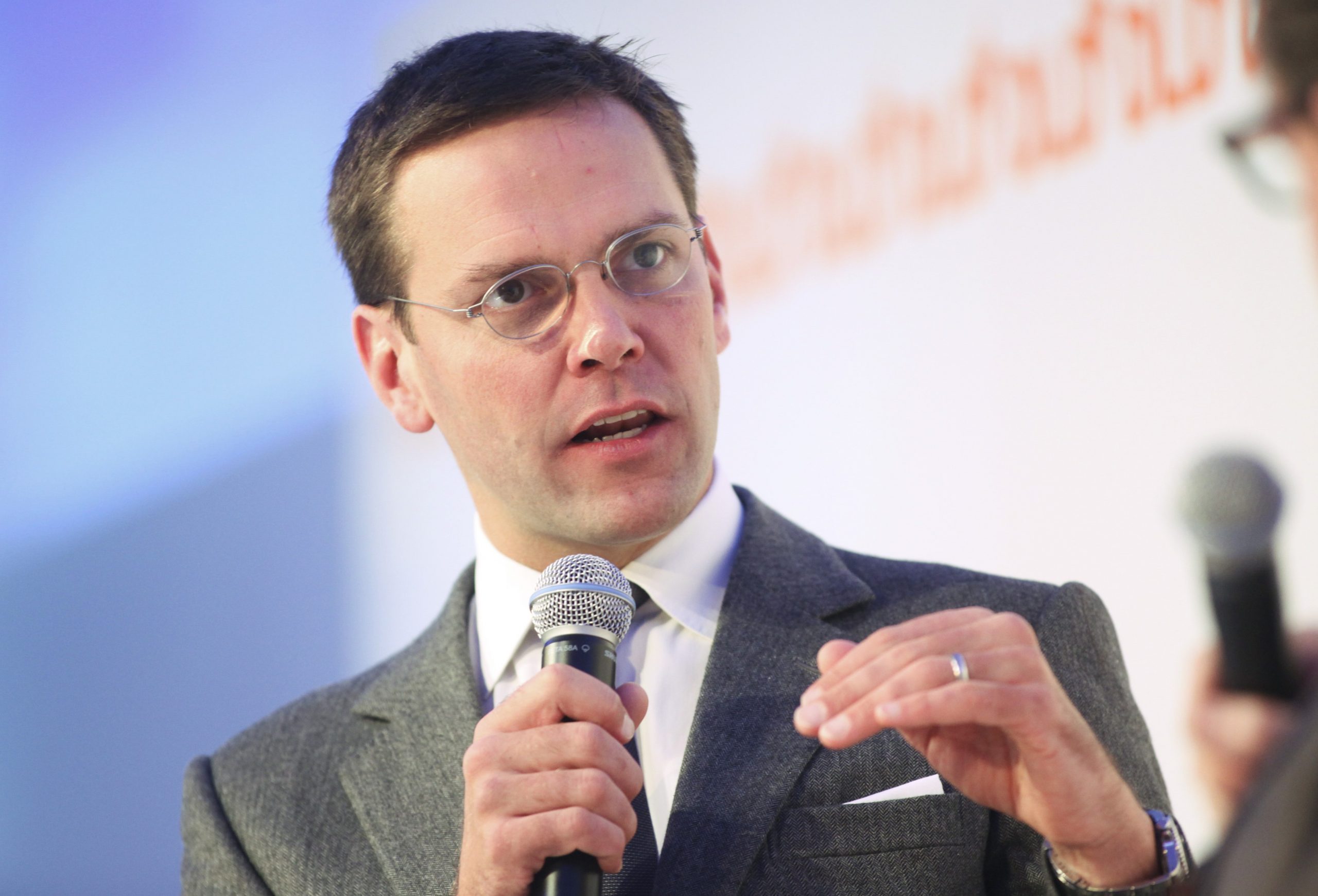 James Murdoch, fiul mogulului care deține News Corp, a demisionat din companie. Care este motivul