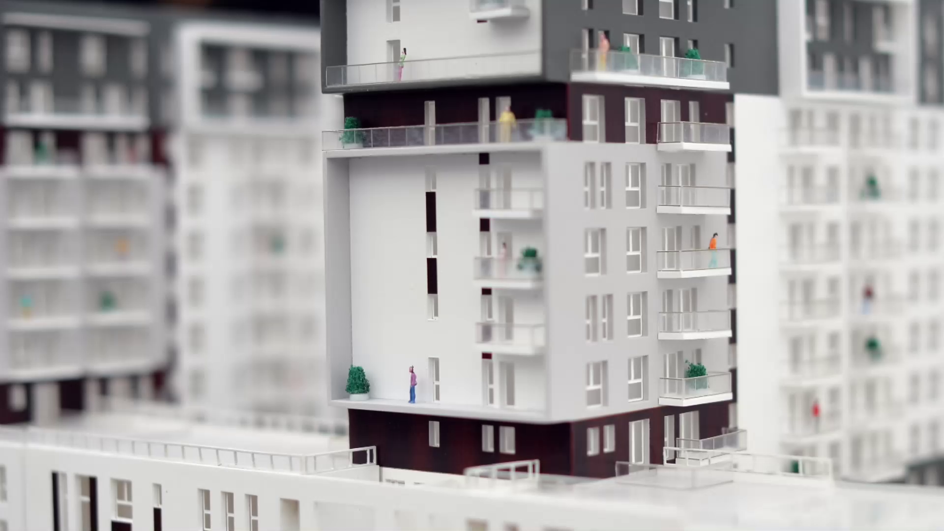 Imobiliarii, neclintiți de criză. Apartamentele s-au scumpit cu 4% în medie în București