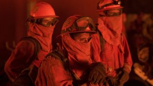 Pompier jefuit în timp ce stingea incendiul din Santa Cruz: I-au furat portofelul din autospecială și i-au golit contul bancar