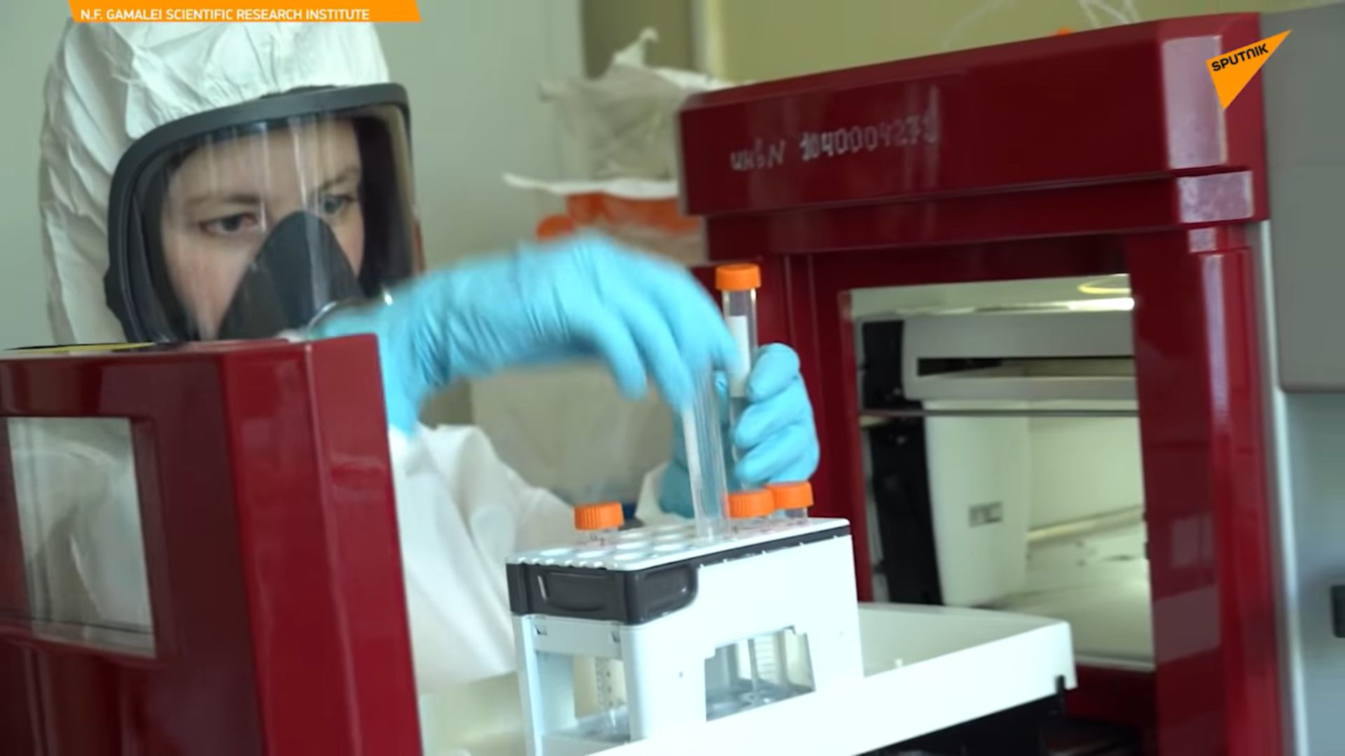 VIDEO Producția vaccinului COVID-19 produs de ruși, Sputnik-V, a fost filmată