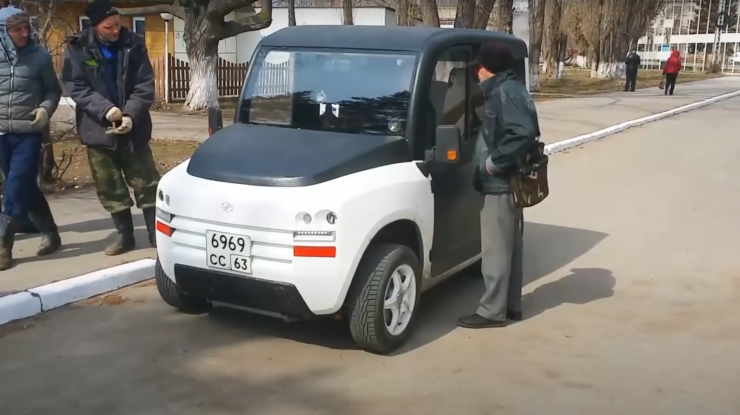 5.000 de euro pentru o rusoaică electrică cu autonomie de 560 de kilometri. Diferența dintre mașina rușilor și electrica Dacia