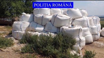 35 de tone de azotat de amoniu, în soare, la Galaţi. În ce condiţii ar fi putut deveni periculos