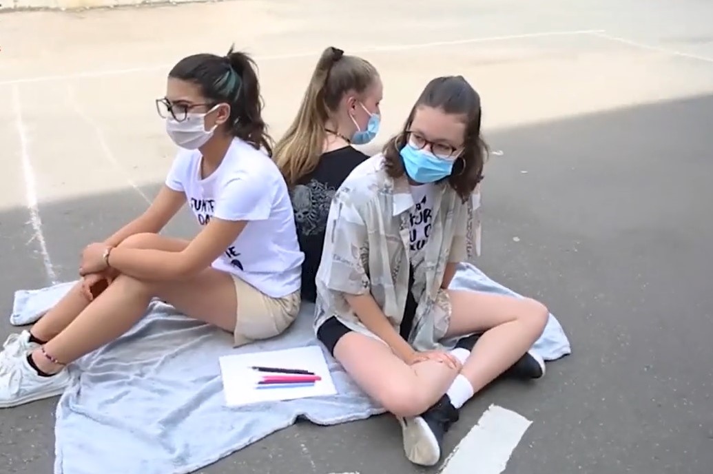 Alexandria face revoluţie prin teatru. Cel mai mare festival de teatru a ieșit în strad