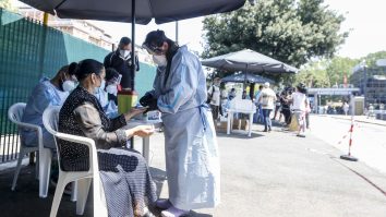 Italia extinde obligaţia de a te izola la domiciliu dacă vii din România şi Bulgaria