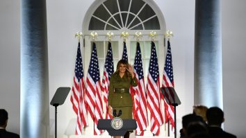 Melania Trump, goală pe internet în urma unei dispute dintre alte două femei