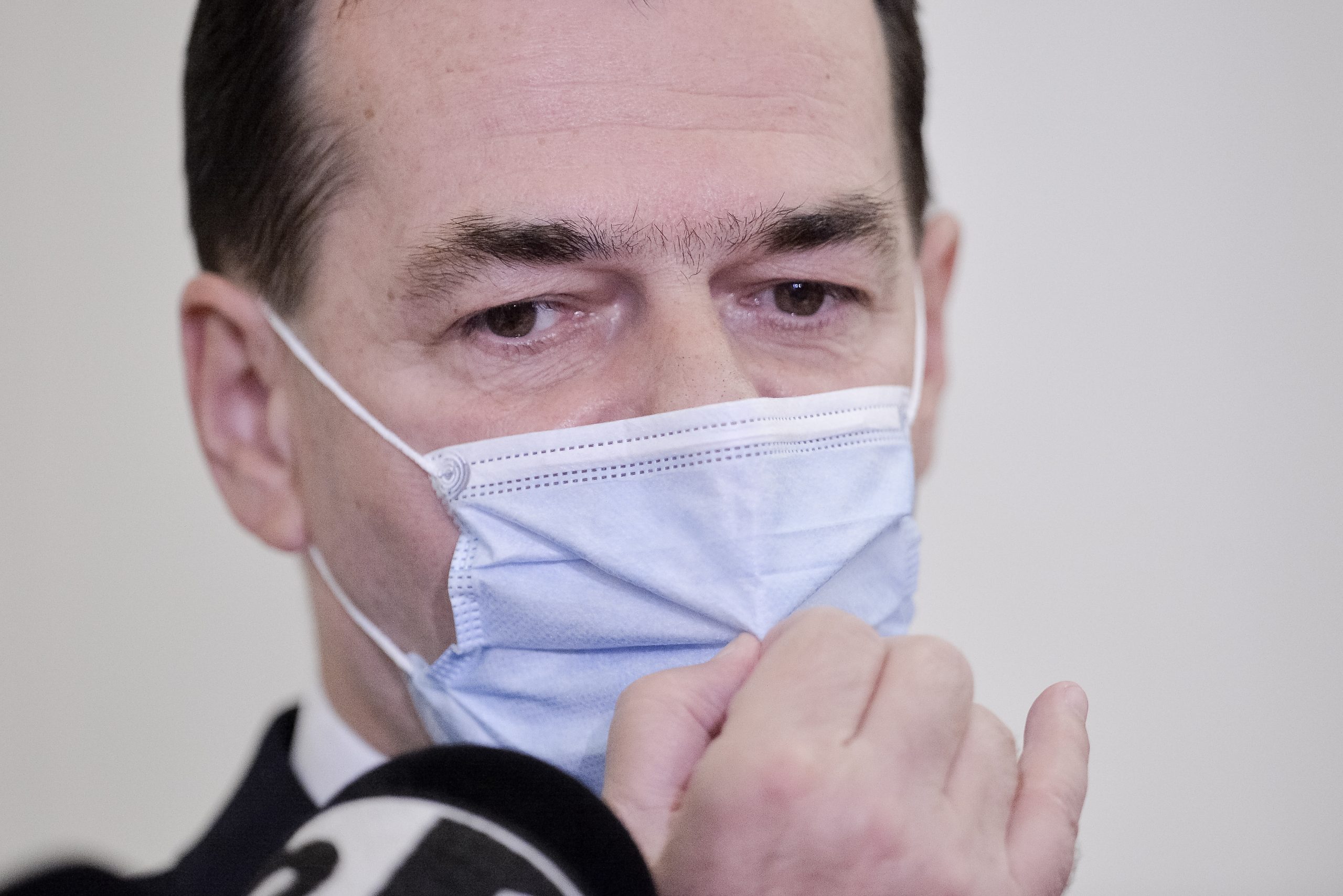 Orban nu ştie câţi primari a luat PNL de la PSD