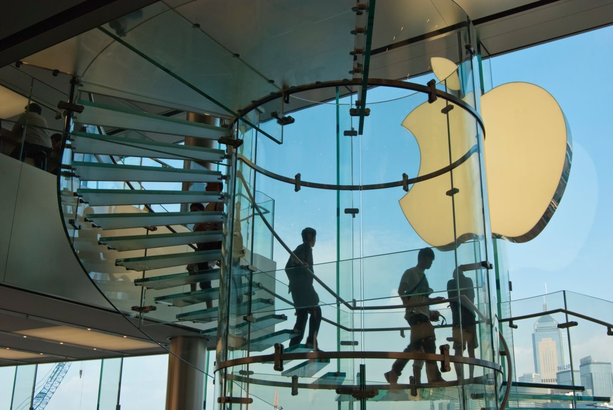 Apple interzice unei mici aplicaţii, logo-ul în formă de pară