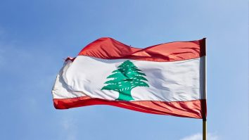 Organizaţia islamistă Hezbollah susţine că nu depozita armament în portul din Beirut