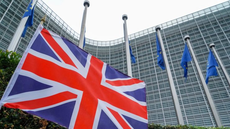 Marea Britanie a intrat oficial în recesiune