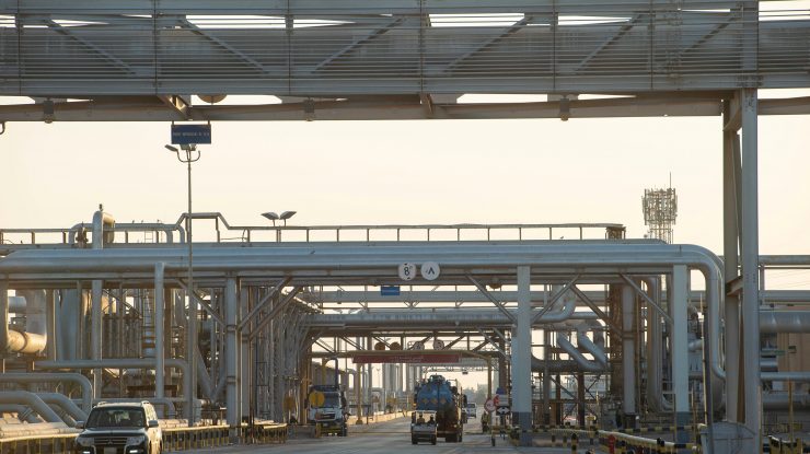 Arabia Saudită a descoperit două noi zone cu petrol și gaze naturale