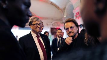 Bill Gates crede că pandemia nu va fi depăşită până la finalul lui 2021