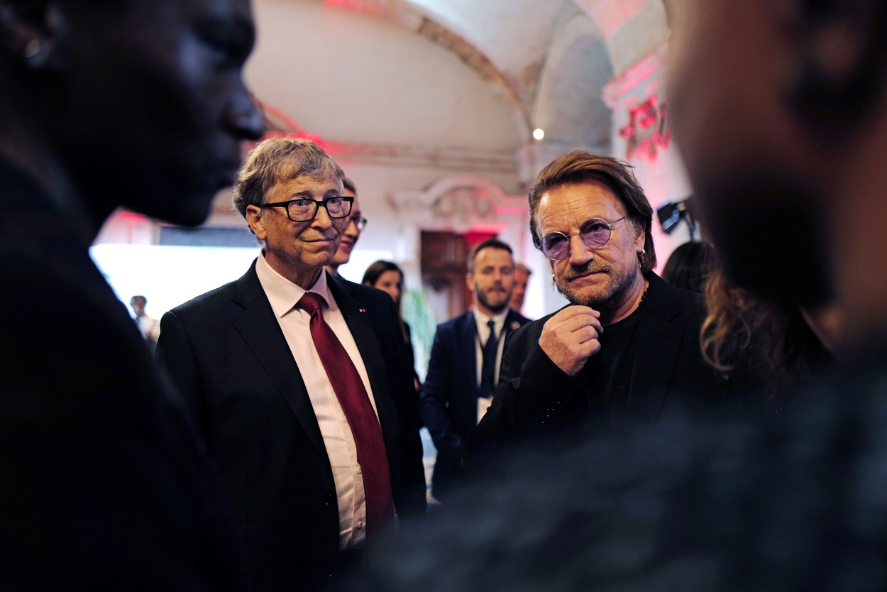 Bill Gates crede că pandemia nu va fi depăşită până la finalul lui 2021