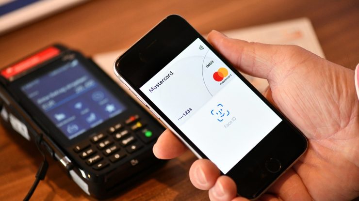 Miliardar peste noapte. Cum s-a trezit un bărbat cu un „bonus“ de 2,45 miliarde de dolari în cont