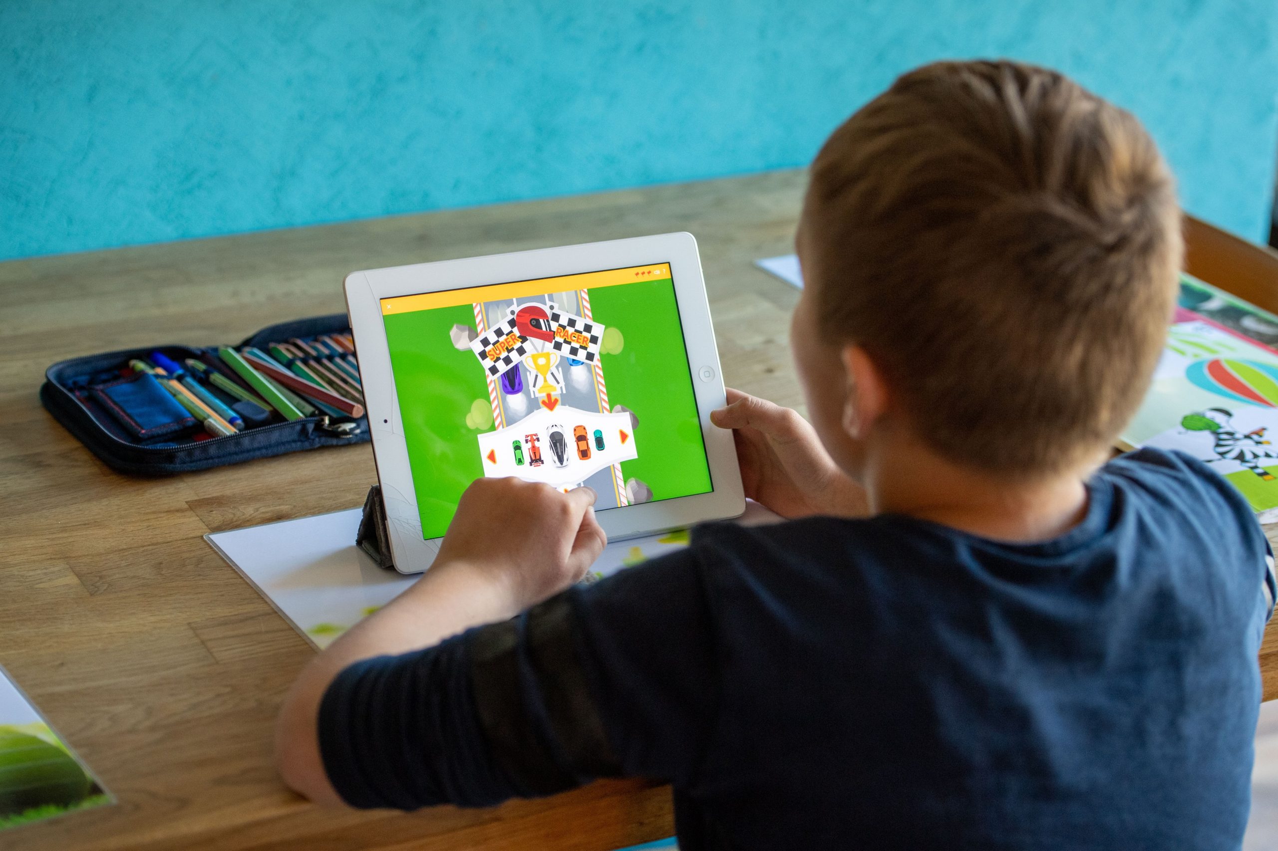 Jocurile pe calculator sunt bune, dar cu moderaţie