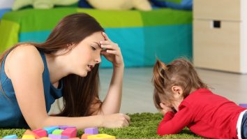 Cererea de bone a scăzut cu 50% faţă de anul trecut