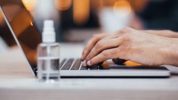 Domeniul IT este cel mai vânat de români