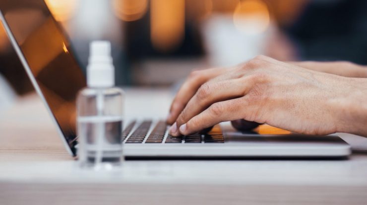 Domeniul IT este cel mai vânat de români