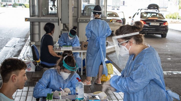 Românii, loc fruntaș la numărul de cazuri de coronavirus descoperite la intrarea în Grecia