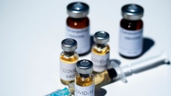 Vaccinul anti Covid de la Moderna va ajunge şi la europeni. Cât ar putea costa