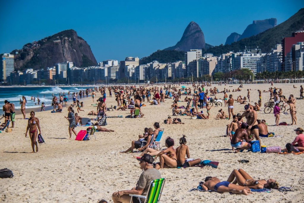 Rio de Janeiro vrea să lanseze aplicația prin care îți rezervi un loc pe plajă