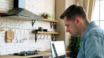 BCE avertizează că zona euro riscă să se confrunte cu o creştere a şomajului în toamnă