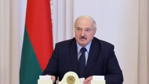 Va câștiga și anul acesta alegerile din Belarus? Președintele Lukașenko se confruntă cu cel mai dur test