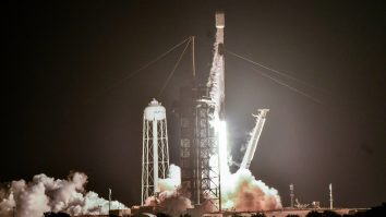 Compania spațială SpaceX a lansat o racheta Falcon 9