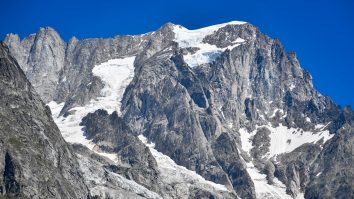 Atenţionare de călătorie pentru Italia: Gheţarul Planpincieux riscă să se prăbuşească