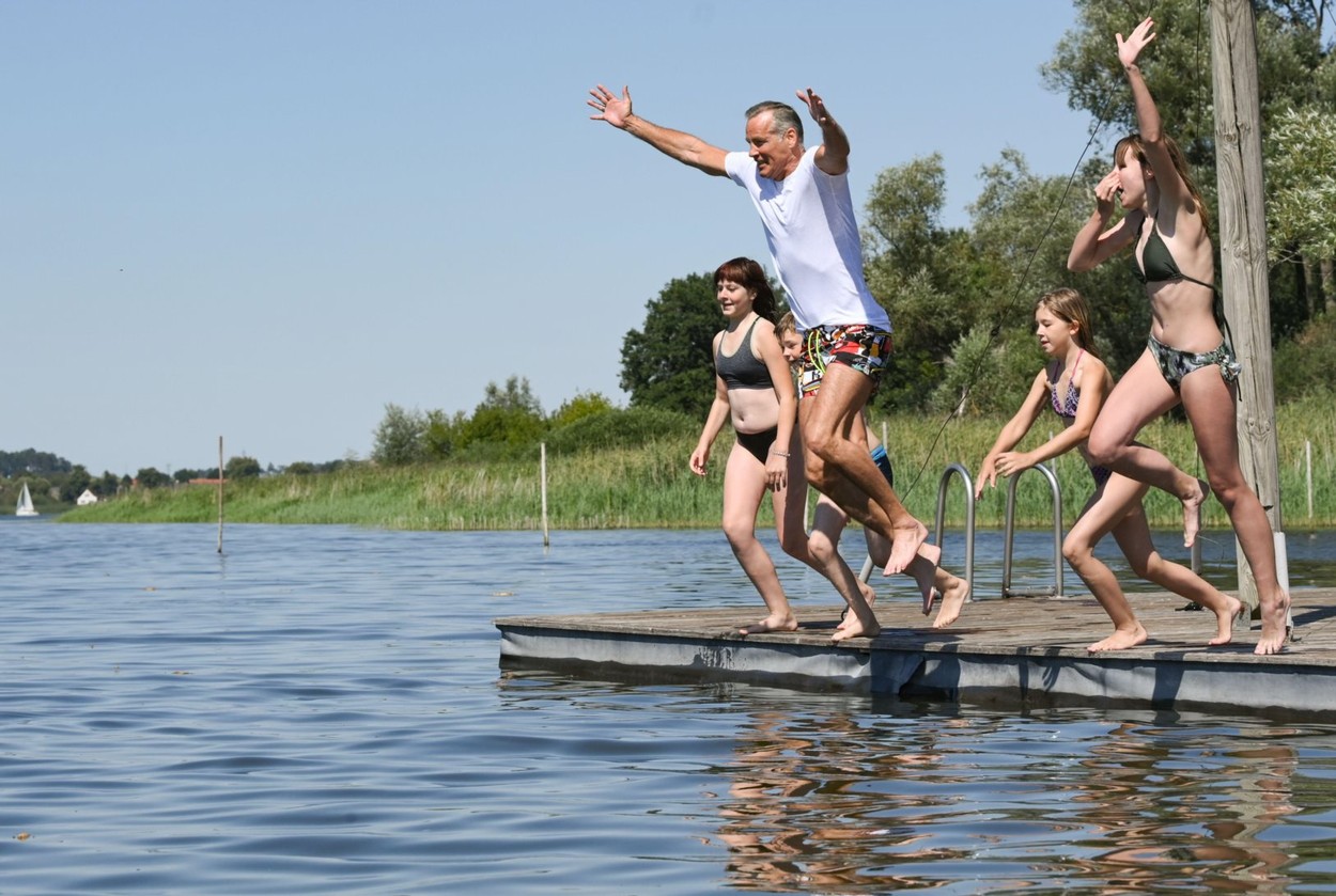 Destinațiile child friendly, în topul preferințelor românilor. Unde își pot petrece familiile vacanțele