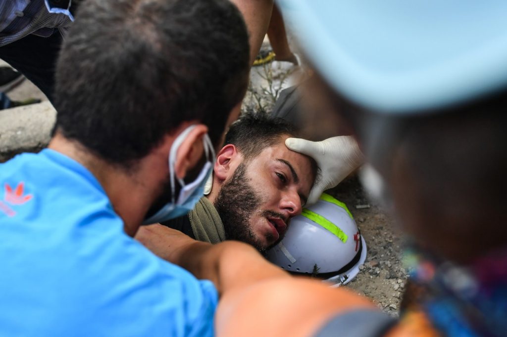 Peste 110 răniți în timpul protestelor de la Beirut