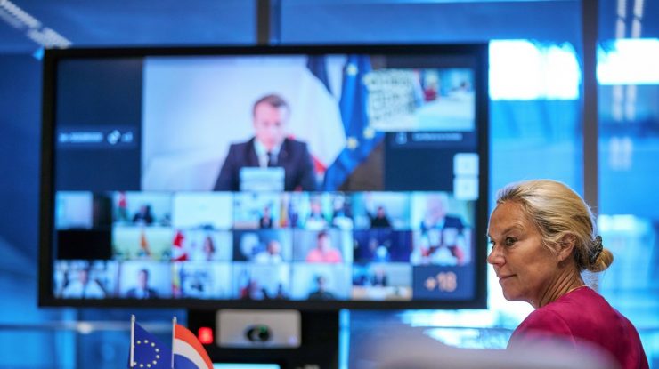 Donatorii internaţionali alocă „resurse majore” pentru Liban, dar impun condiţii