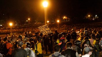 Revoltă în Portland. Proteste din ce în ce mai violente