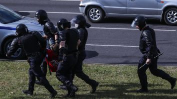 UE ameninţă Belarusul cu sancţiuni, după scrutinul marcat de nereguli şi reprimarea protestelor