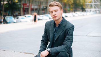 De ce nu este bine să mai locuieşti cu părinţii după vârsta de 20 de ani şi cum te afectează asta psihic