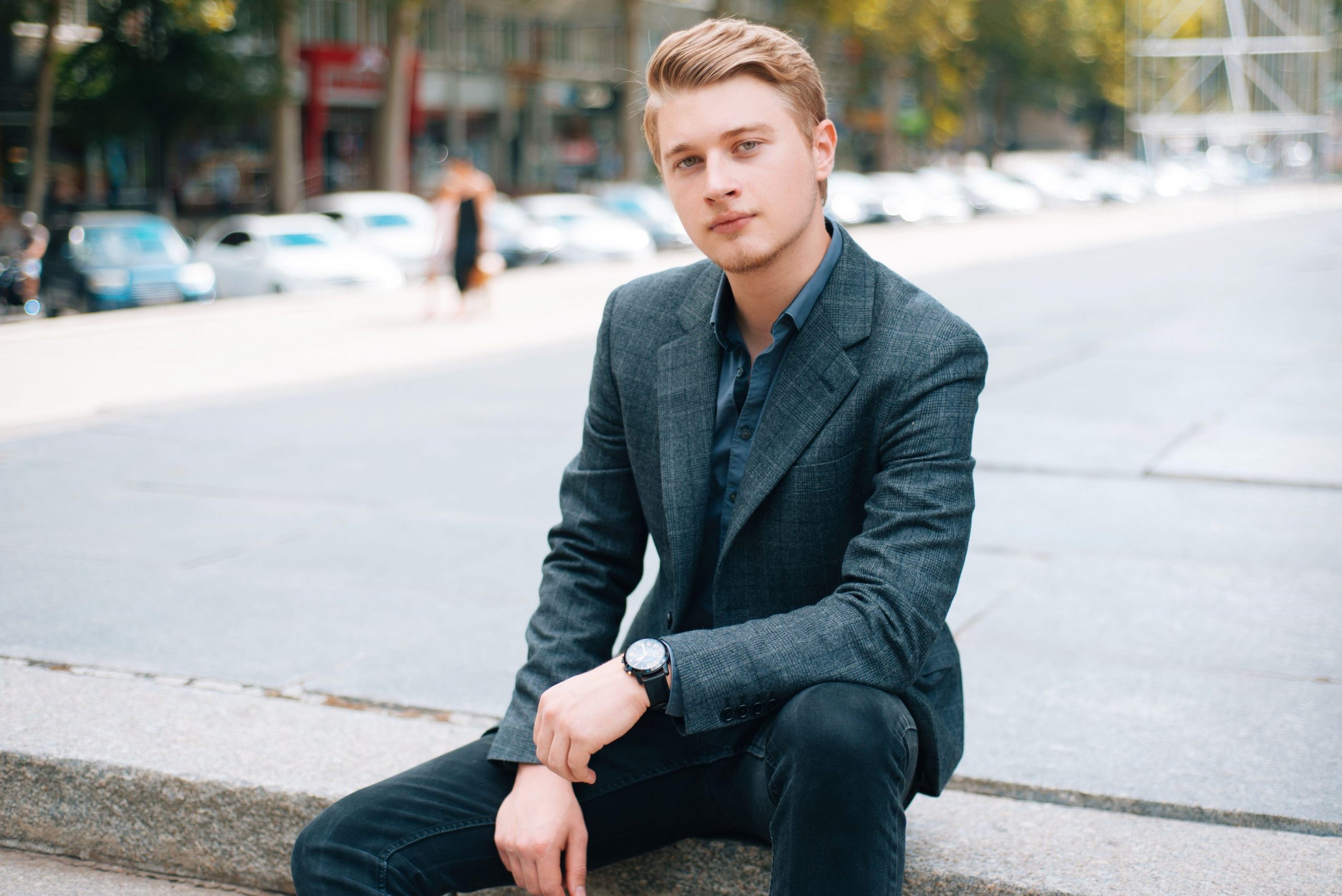 De ce nu este bine să mai locuieşti cu părinţii după vârsta de 20 de ani şi cum te afectează asta psihic