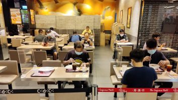 Un restaurant chinezesc le cere scuze clienților, după ce le-a sugerat să se cântărească înainte să comande mâncare
