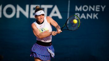 Simona Halep a învins-o pe Barbora Krejcikova în turul doi la Praga