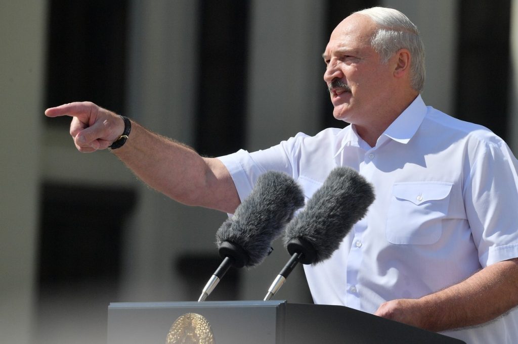 Va avea Lukashenko soarta lui Ceaușescu? Legătura dintre căderea comunismului în România și viitorul Belarusului