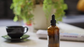 Mesaj către toți influencerii care promovează ceaiurile în diete: mai slăbiți-ne! Spun specialiștii