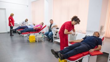 Dacă donezi sânge la Iaşi ai putea primi 500 de lei recompensă