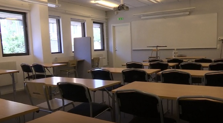 A început şcoala în Suedia, iar Laurei nu i-a fost teamă să-şi trimită copilul înapoi în bancă