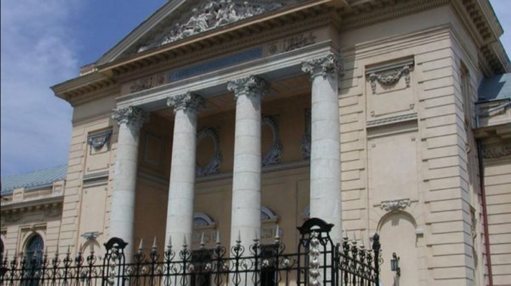 Studenţii de la Medicină cred că nu vor fi medici buni dacă vor învăţa doar online