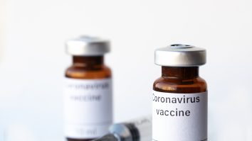 Fauci avertizează că grăbirea unui vaccin ar putea pune în pericol testarea altora