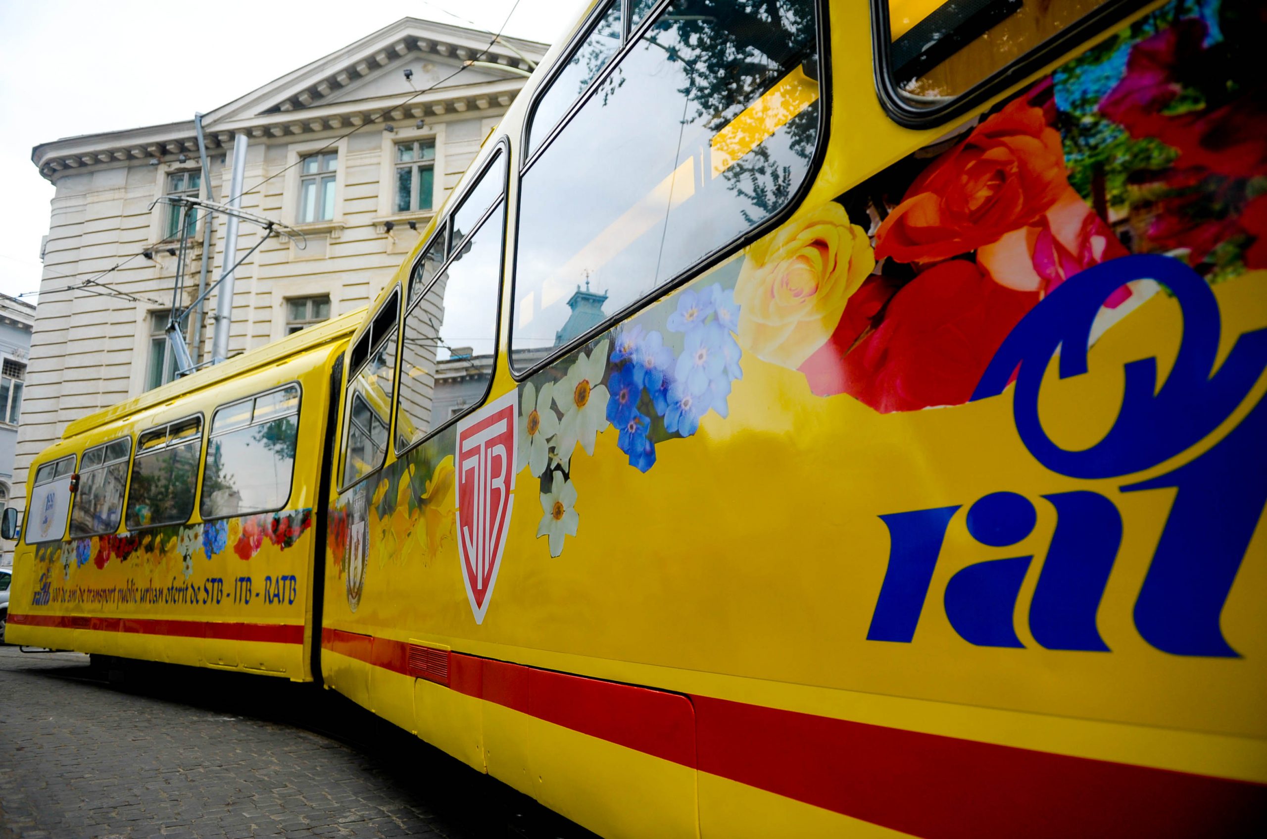 Tramvaie de epocă pe străzile din oraș, cu ocazia Zilelor Bucureștiului