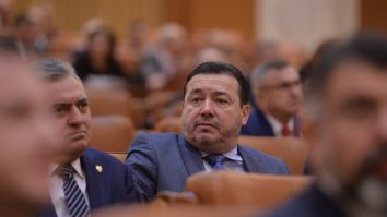 Surse: 4 parlamentari PSD au fost excluși din partid, printre ei și Cătălin Rădulescu. Cazul lui Carmen Dan este analizat