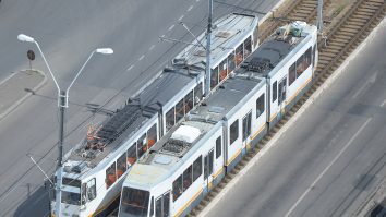 Un șofer de BMW a împușcat un vatman cu un pistol cu aer comprimat